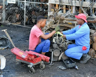 Renault Clio 4 - Stripping for Spares