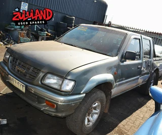 1999 Isuzu KB 320i - Available for Spare Parts