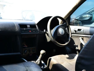 2003 VW Jetta 4 1.6 - Stripping for Spares