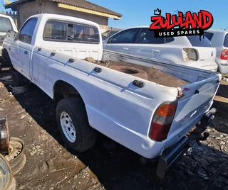 2002 Ford Ranger 2.0L - Stripping for Spares