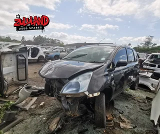 2008 Nissan Livina 1.6 - Stripping for Spares