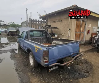 1999 Nissan Hardbody 2.5D - Stripping  for Spares