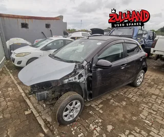 Mazda 2 1.3L - Stripping for Spares