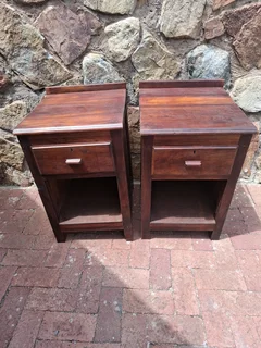 Teak pedestals 390mm x 460mm x 670mm H