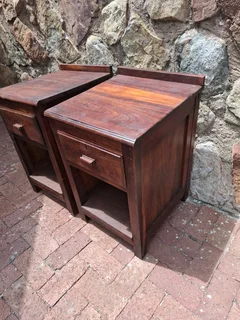 Teak pedestals 390mm x 460mm x 670mm H