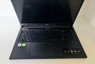 Gaming Acer Aspire A315-57G quad Core i5/256GB SSD&#43;1TB/8GB (Good as new)