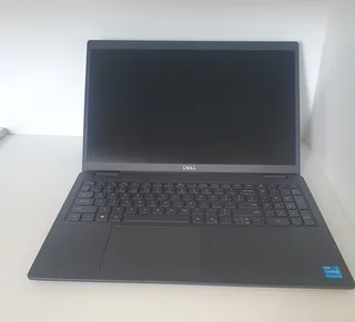Excellent Condition 11th Gen Dell Latitude 3520  Core i5/512GB/16GB