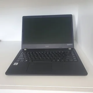 Good As New 10th Gen Acer Travelmate P214-52 Core i5/1TB SSD/8GB