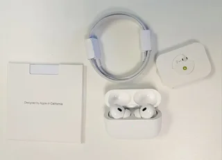 New out box Apple airpods Pro 2nd Gen with Megsafe Case (USB-C)  [Demo Units ]