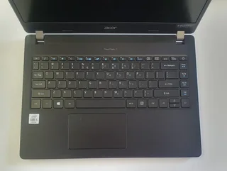 Good As New 10th Gen Acer Travelmate P214-52 Core i5/1TB SSD/8GB