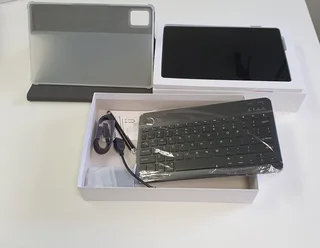 Brand New Sealed Panther Tablet PC TPC98 A73 Quad core 2.0GHz 8GB and 128GB with Keyboard Mouse