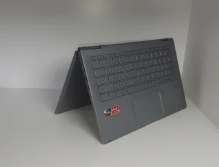 Gaming X360 Touchscreen AMD Ryzen 7 /512GB SSD/16GB Asus Zenbook UX426DA