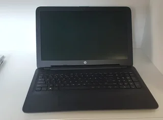 HP 255 G5 Notebook Pc  ( -AMD E2-7110 APU with Radeon R2 Graphics /500GB HDD/4GB)