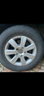 Vw Touareg 17 inch; Alloys set or single R4995 each.Agents R10500 ex vat..