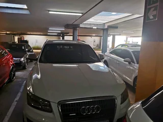 Q5 2.0TDI Quattro 2013model full service history