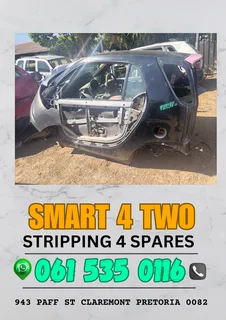 Smart 4 two stripping for spares Call or WhatsApp me 0636348112