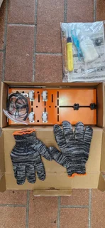 Glass bottle cutting kit