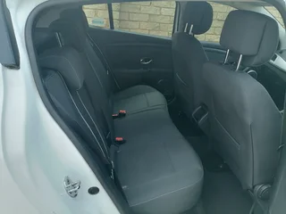 2013 Renault Megane III  1.6 Dynamic One ownwe