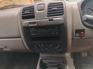 2005 Isuzu KB300 LX Double cab