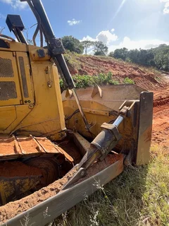 2011 CATERPILLAR D6T STD TRACKED DOZER