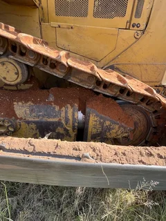 2011 CATERPILLAR D6T STD TRACKED DOZER