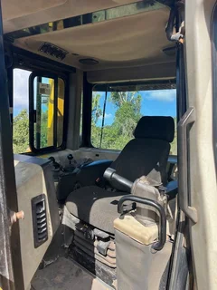 2011 CATERPILLAR D6T STD TRACKED DOZER