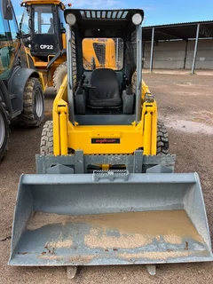 2007 KOMATSU SK714 SKIDSTEER LOADER