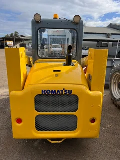 2007 KOMATSU SK714 SKIDSTEER LOADER