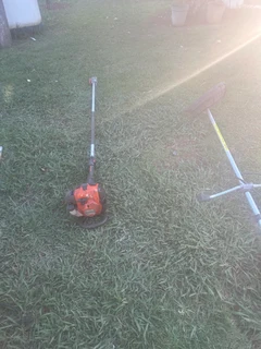 Husqvarna tree pruner