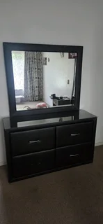 Dressing table