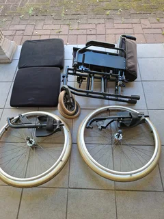 Wheelchair Foldable Aluminium