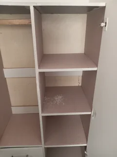 3 quarter bed and wardrobe