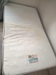 3 quarter bed and wardrobe