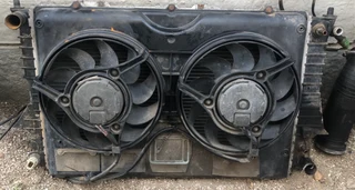 Audi 500SEL 2.8 V6 (A6 FWD Auto)