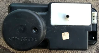 Audi 500 SEL 2.8 V6 (A6 FWD Auto)