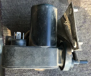 Audi 500 SEL 2.8 V6 (A6 FWD Auto)