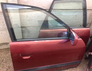 Audi 500 SEL 2.8 V6 (A6 FWD Auto)