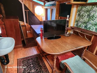 Fully Furnished 1 Bedroom Granny Flat With Deck