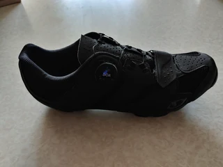 Giro men&#39;s black cylinder ii MTB shoes (Size 9)