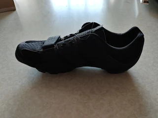 Giro men&#39;s black cylinder ii MTB shoes (Size 9)