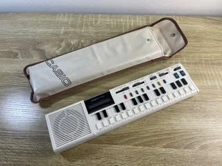Casio VL-1 Synthesiser Keyboard Calculator
