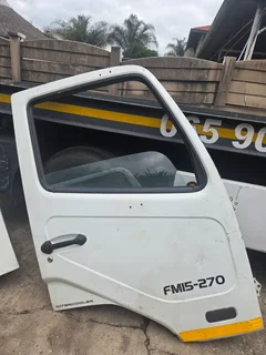 Fuso fm15-270 door