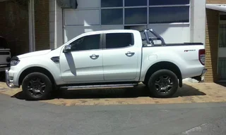 Smash and Grab Window Tinting Fitment Center