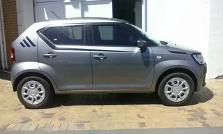 Smash and Grab Window Tinting Fitment Center