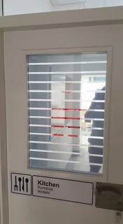 Decorative Window Film &amp; Frosting - Smash and Grab