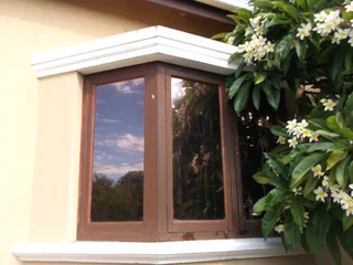 Bronze Reflective Window Tint - Smash and Grab