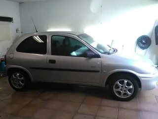 Authorized Window Tinting &amp; Smash and Grab Fitment Center