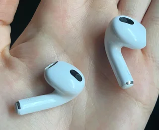 Apple Air Pods 3. Pink cover can be removed but is included!
