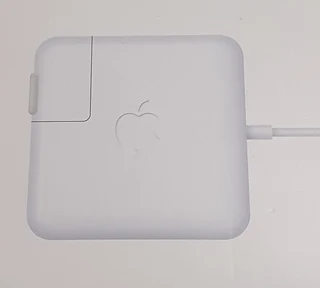MacBook Charger (Apple Original)