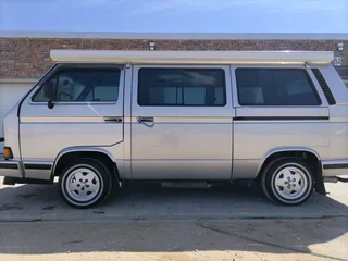 VW CARAVELLE 2.5